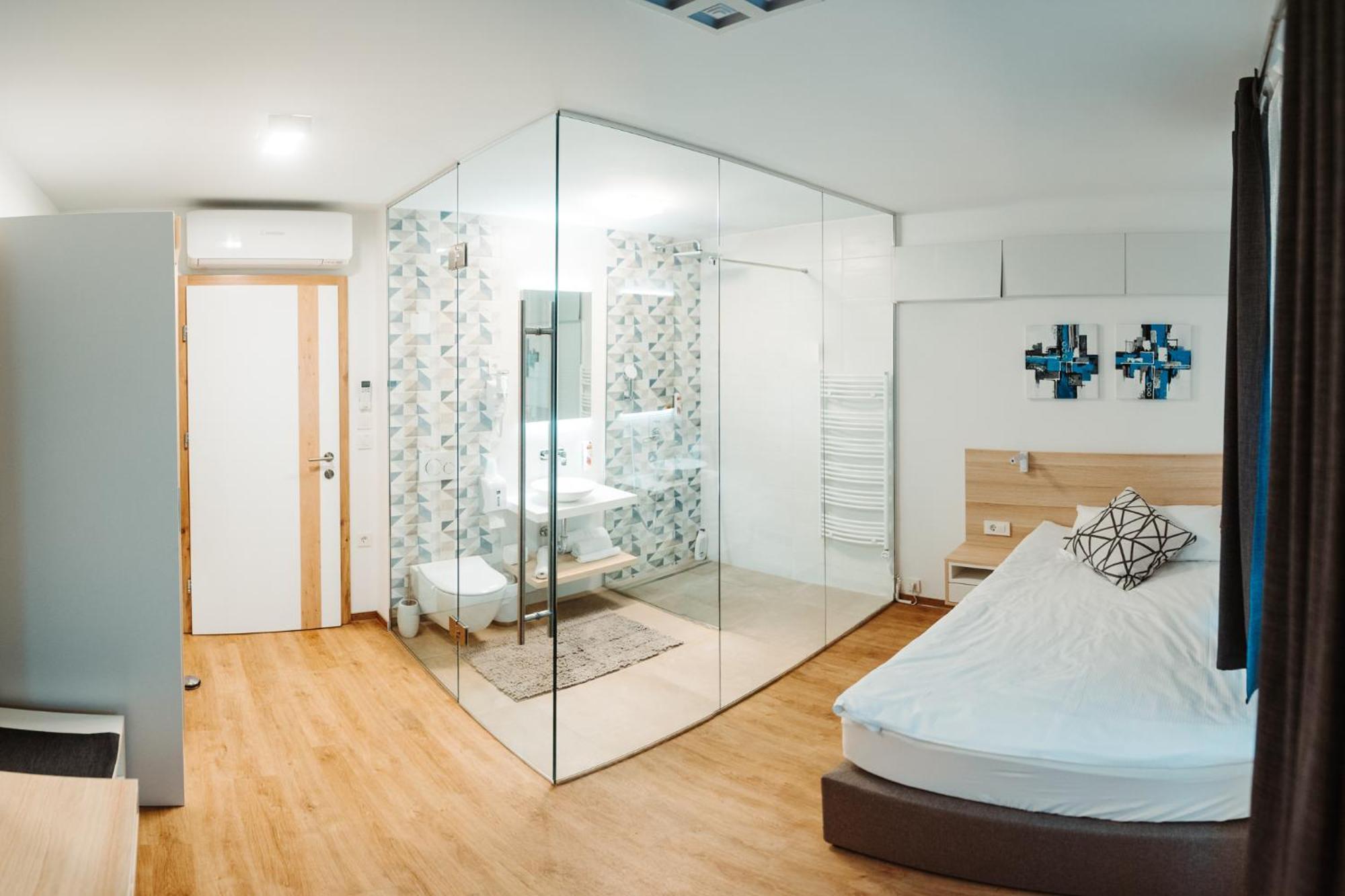 Gostilna Mueller Hotel Črnomelj Екстериор снимка